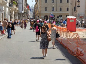 bagno-tufway-roma-cantiere-edilizia-via-del-corso